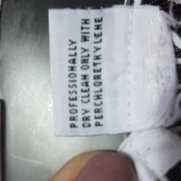 Red Silk Jacket - Picture 9 of 9